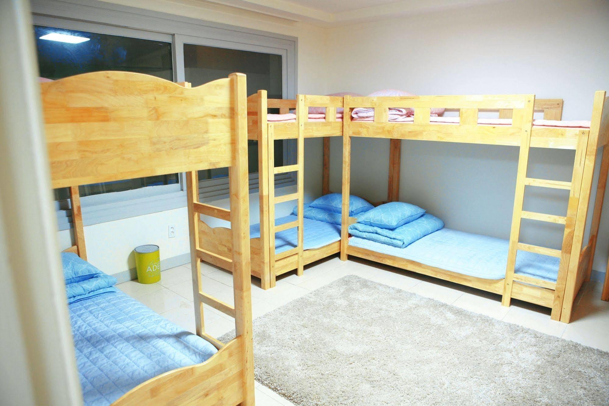 Guesthouse Mate Пусан Екстер'єр фото